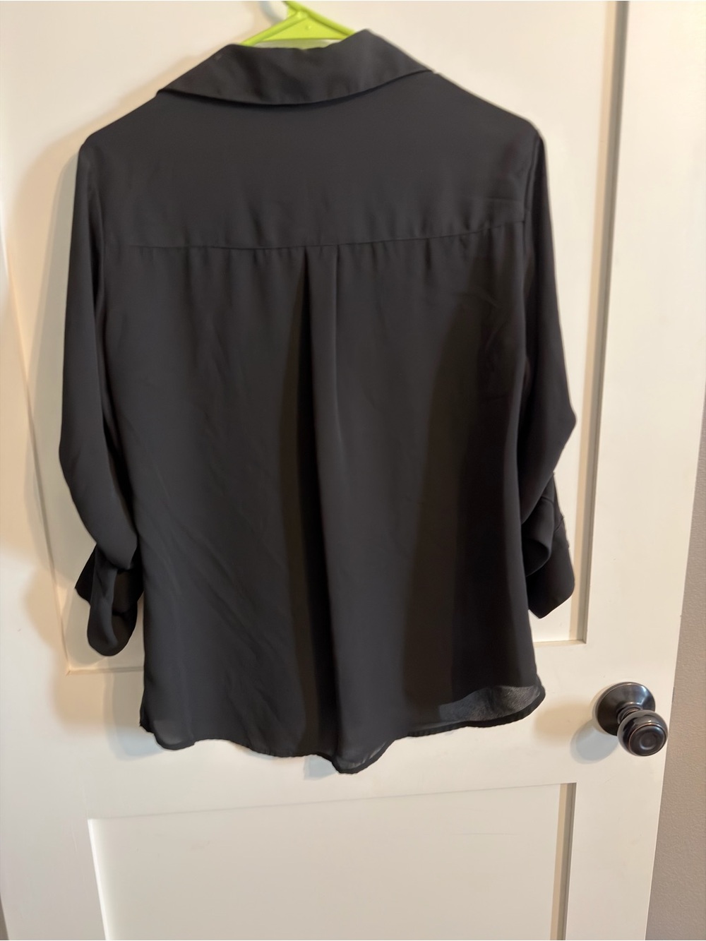 Black Women's Button-Front Blouse - Express Brand - Picture 7 of 8